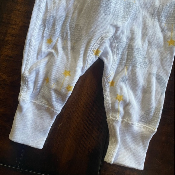 Hanna Andersson GN Moon and Stars Zipper Sleeper 0-3 Months - Picture 3 of 6